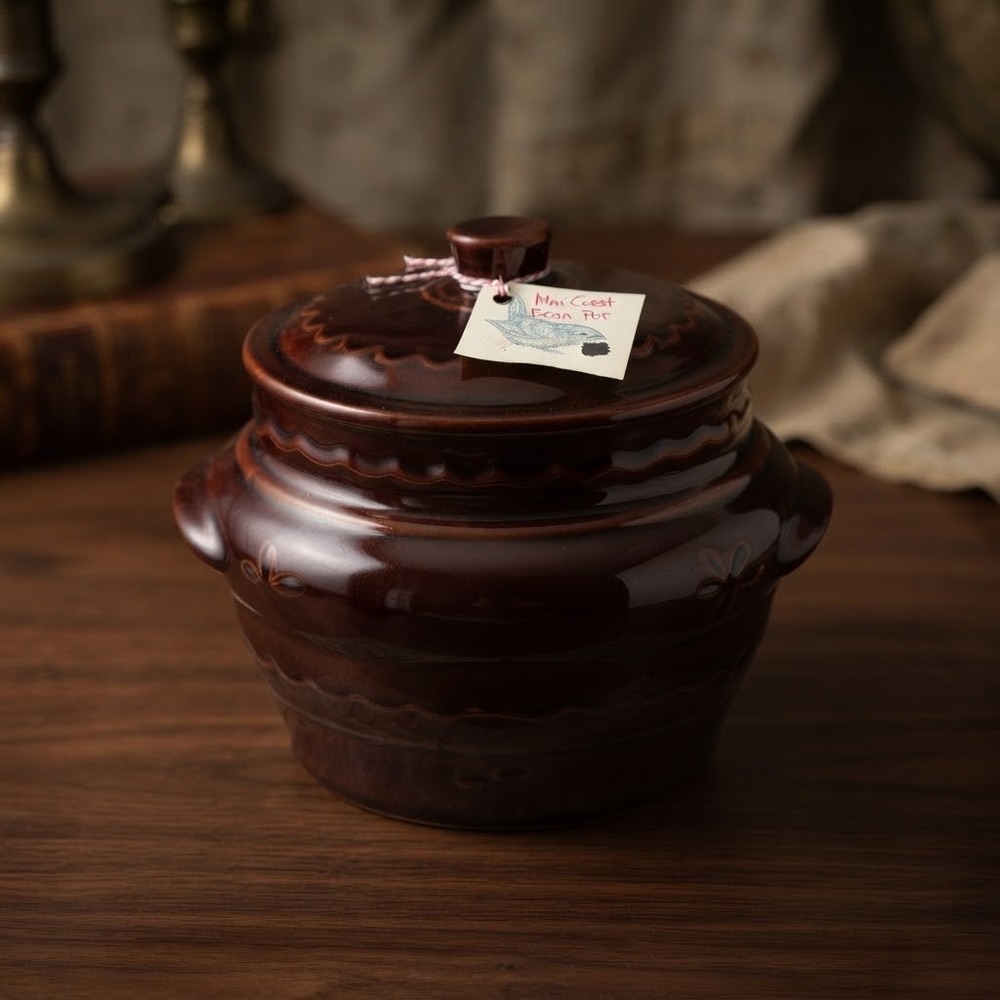 Vtg Marcrest Daisy Dot Brown Stoneware Bean Pot Colorado Ovenproof w/Lid USA
